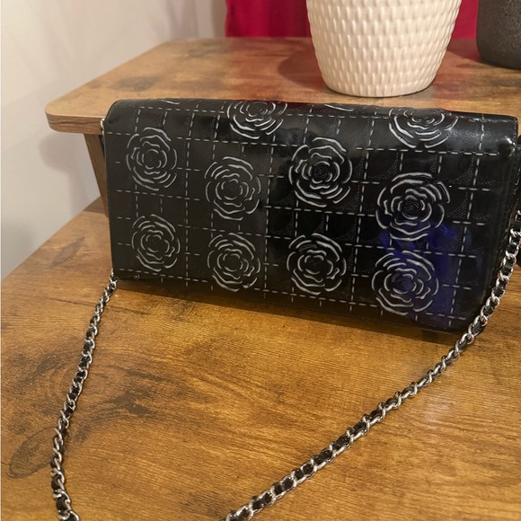 Chanel Vintage 2002 Limited Edition East/West Bag - Picture 11 of 14